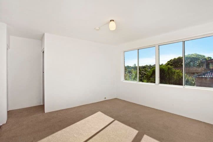 32 Wyuna Avenue, FRESHWATER NSW 2096, Freshwater - Thumbnail 3