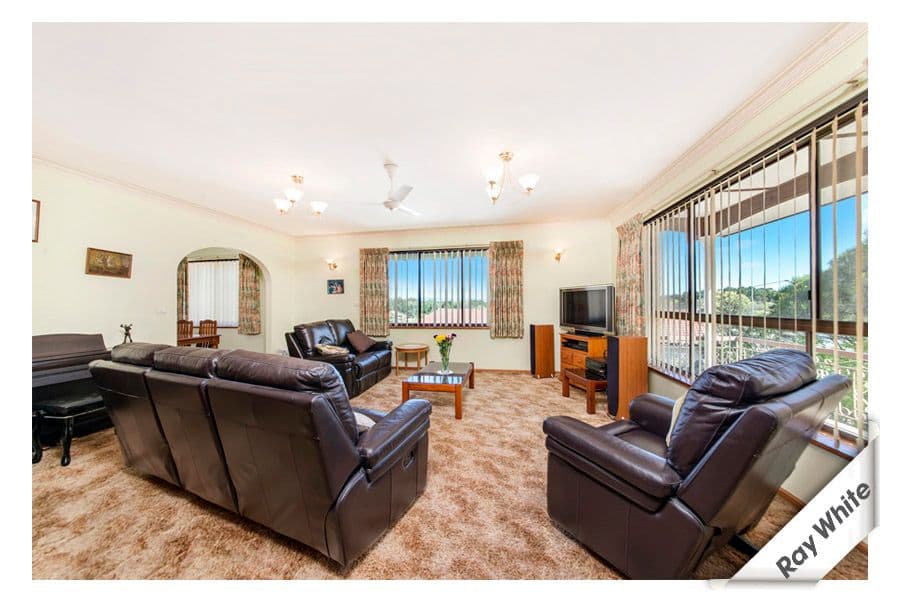 92 Canopus Crescent, GIRALANG ACT 2617, Giralang - Thumbnail 2