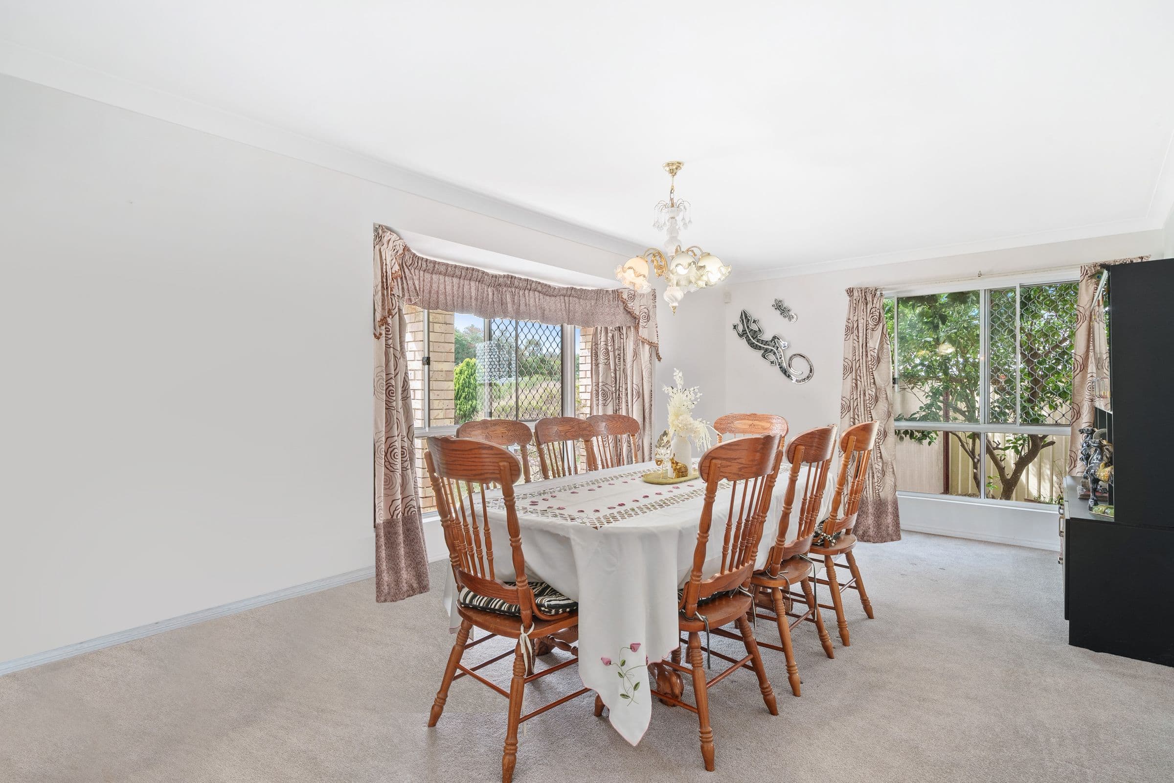 1 Delvin Court, Arana Hills QLD 4054, Arana Hills - Thumbnail 5