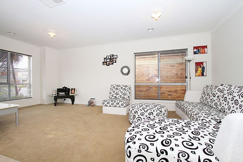 17 St Johns Court, SOUTH MORANG VIC 3752, South Morang - Thumbnail 6