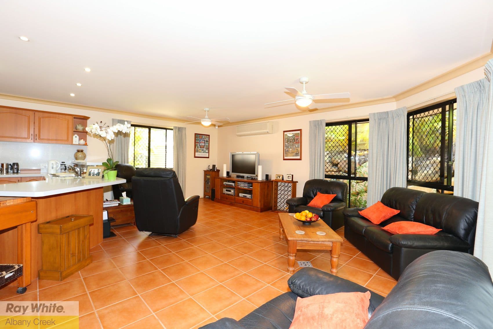 12 Marara Court, ALBANY CREEK QLD 4035, Albany Creek - Thumbnail 8