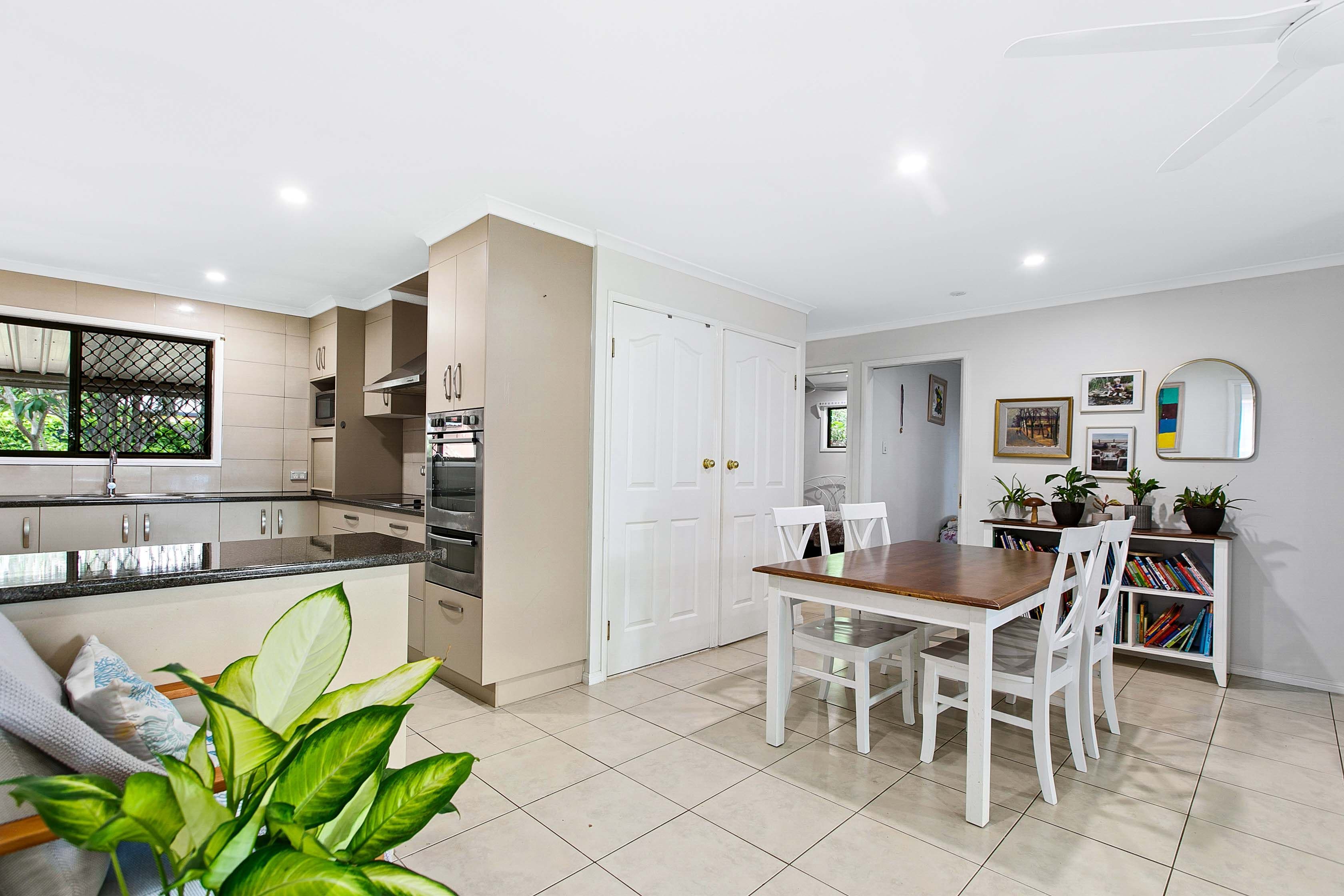 10 Gibbs Street, Urangan QLD 4655, Urangan - Thumbnail 7