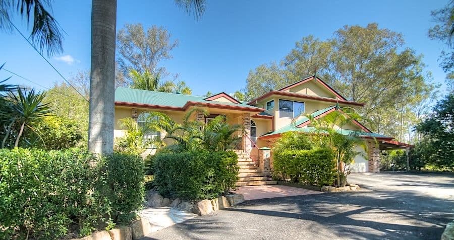 7 Riverside Court, BARELLAN POINT QLD 4306, Barellan Point - Image 1