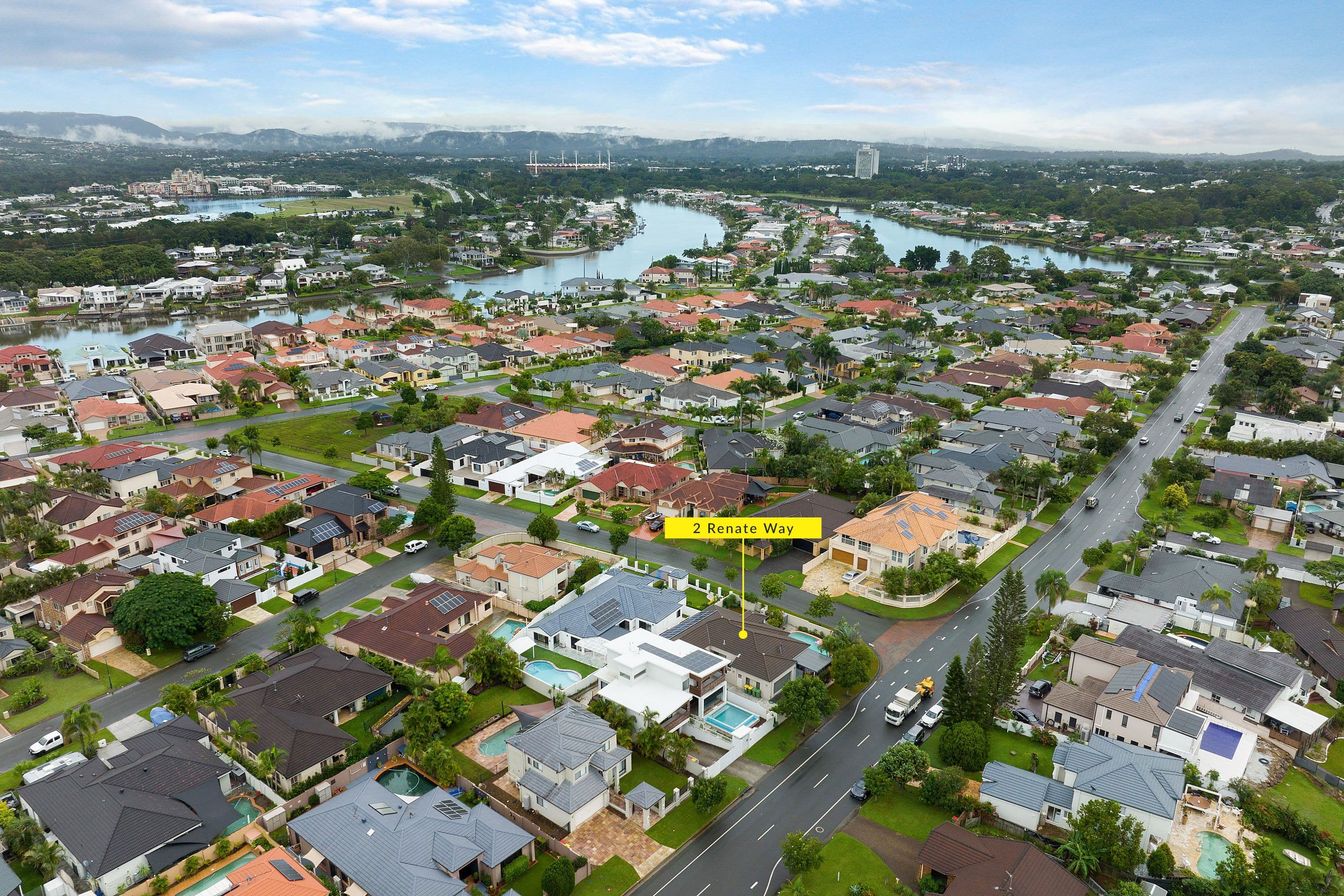2 Renate Way, Benowa Waters QLD 4217, Benowa - Thumbnail 3