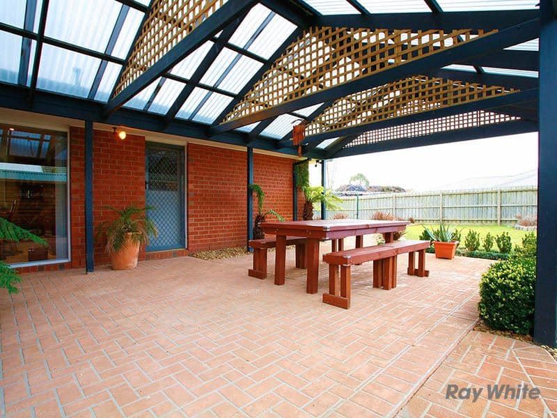7 Jenny Court, CRANBOURNE NORTH VIC 3977, Cranbourne North - Thumbnail 2