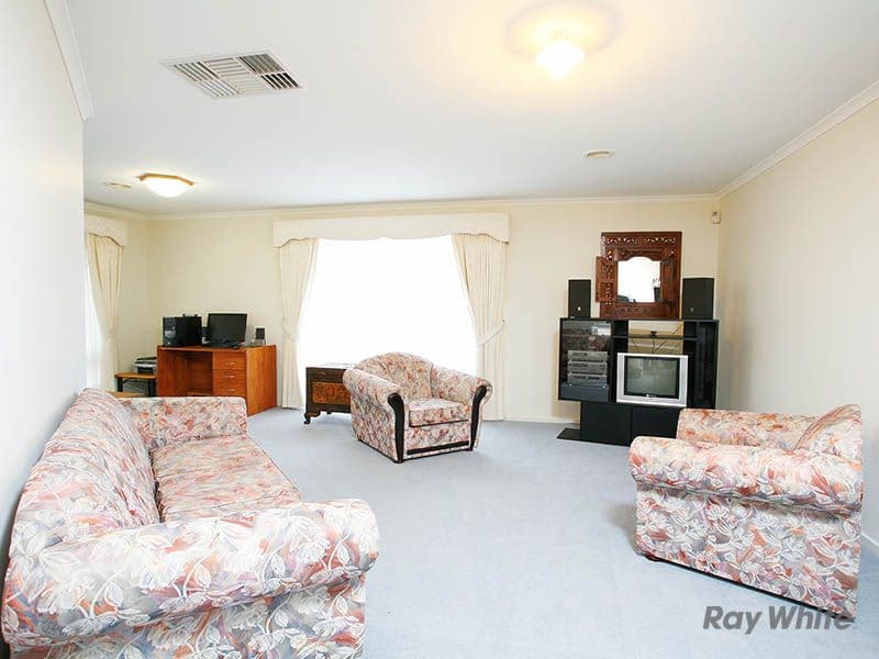 7 Jenny Court, CRANBOURNE NORTH VIC 3977, Cranbourne North - Thumbnail 7