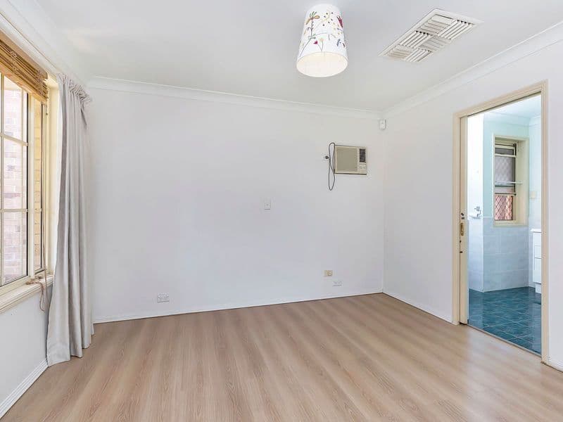 21 Augusta Crescent, Forest Lake QLD 4078, Forest Lake - Thumbnail 2