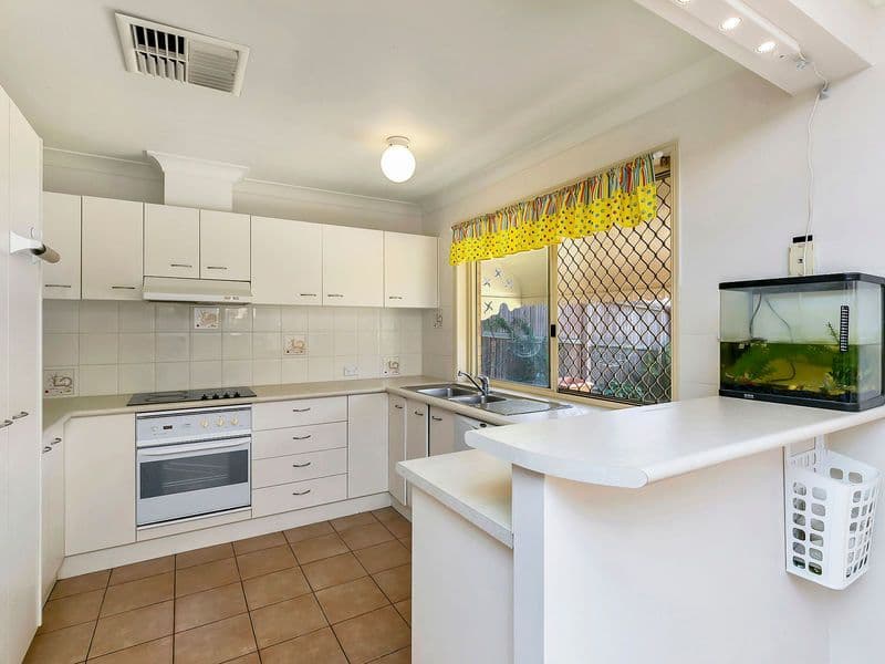 21 Augusta Crescent, Forest Lake QLD 4078, Forest Lake - Thumbnail 6