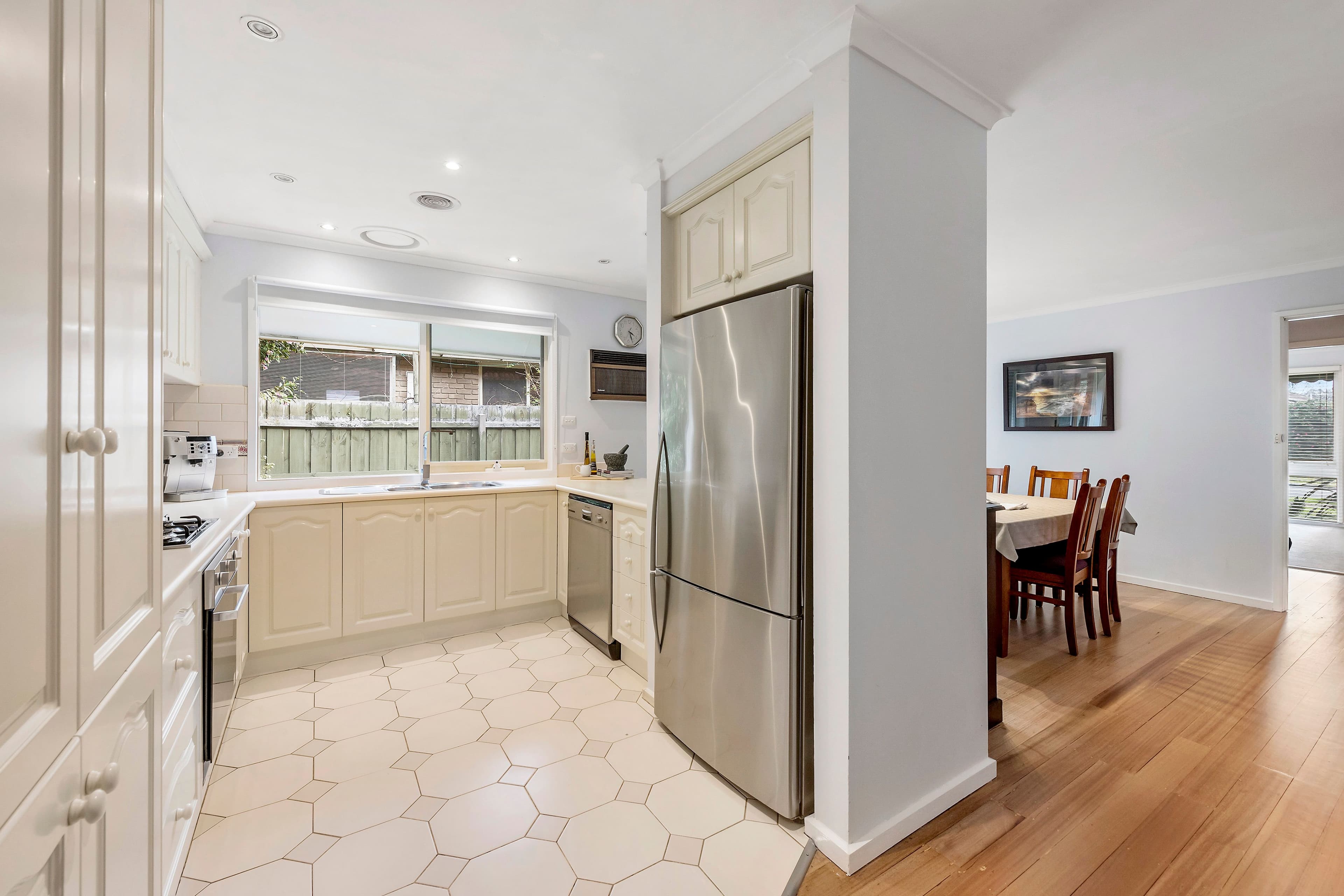 9 Guildford Close, Frankston VIC 3199, Frankston - Thumbnail 6