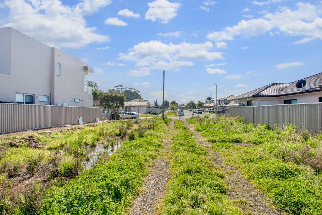 222 Prairie Vale Road, Bossley Park NSW 2176, Bossley Park - Thumbnail 4
