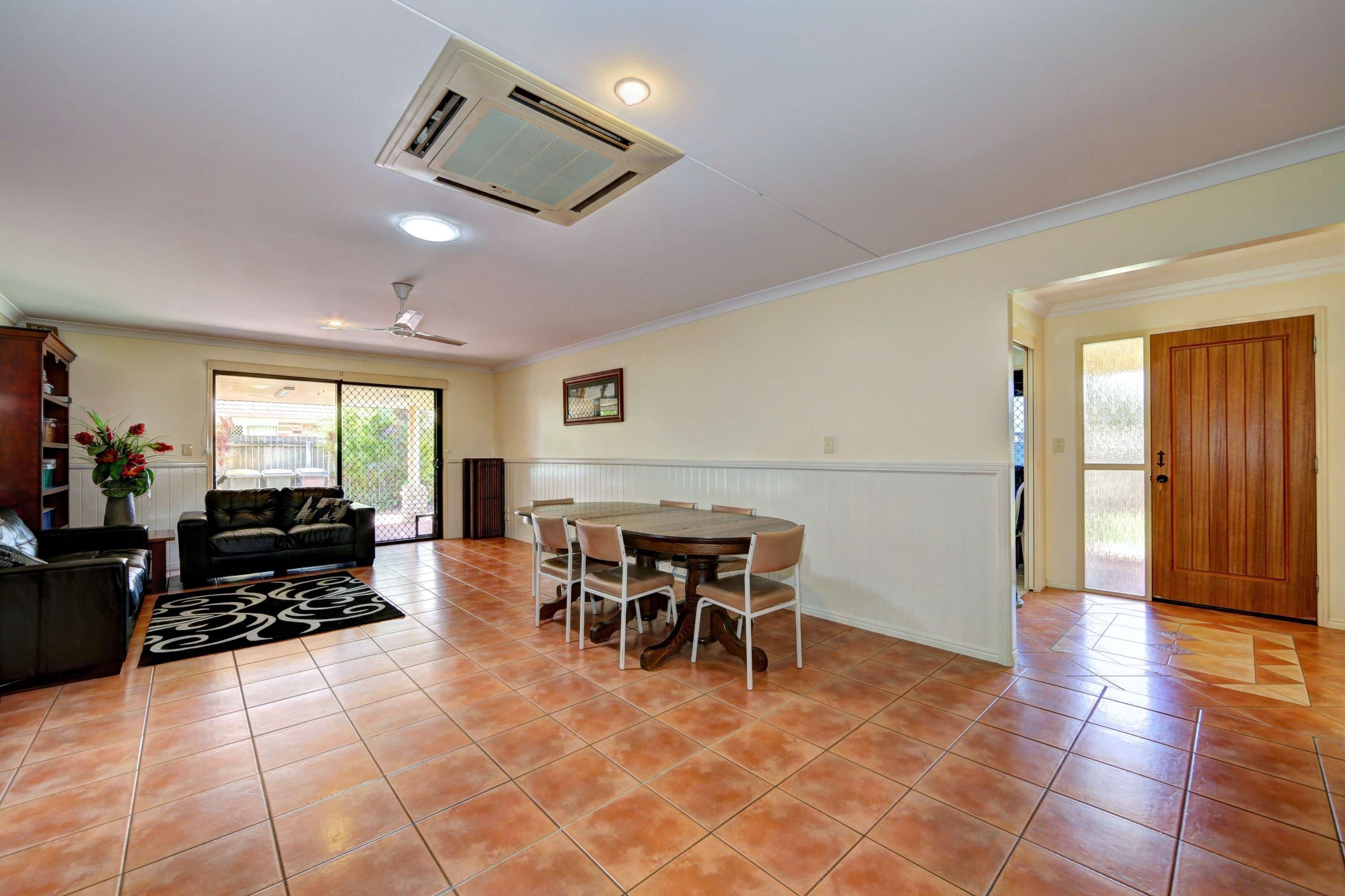 1 Hamilton Street, AVENELL HEIGHTS QLD 4670, Avenell Heights - Thumbnail 6