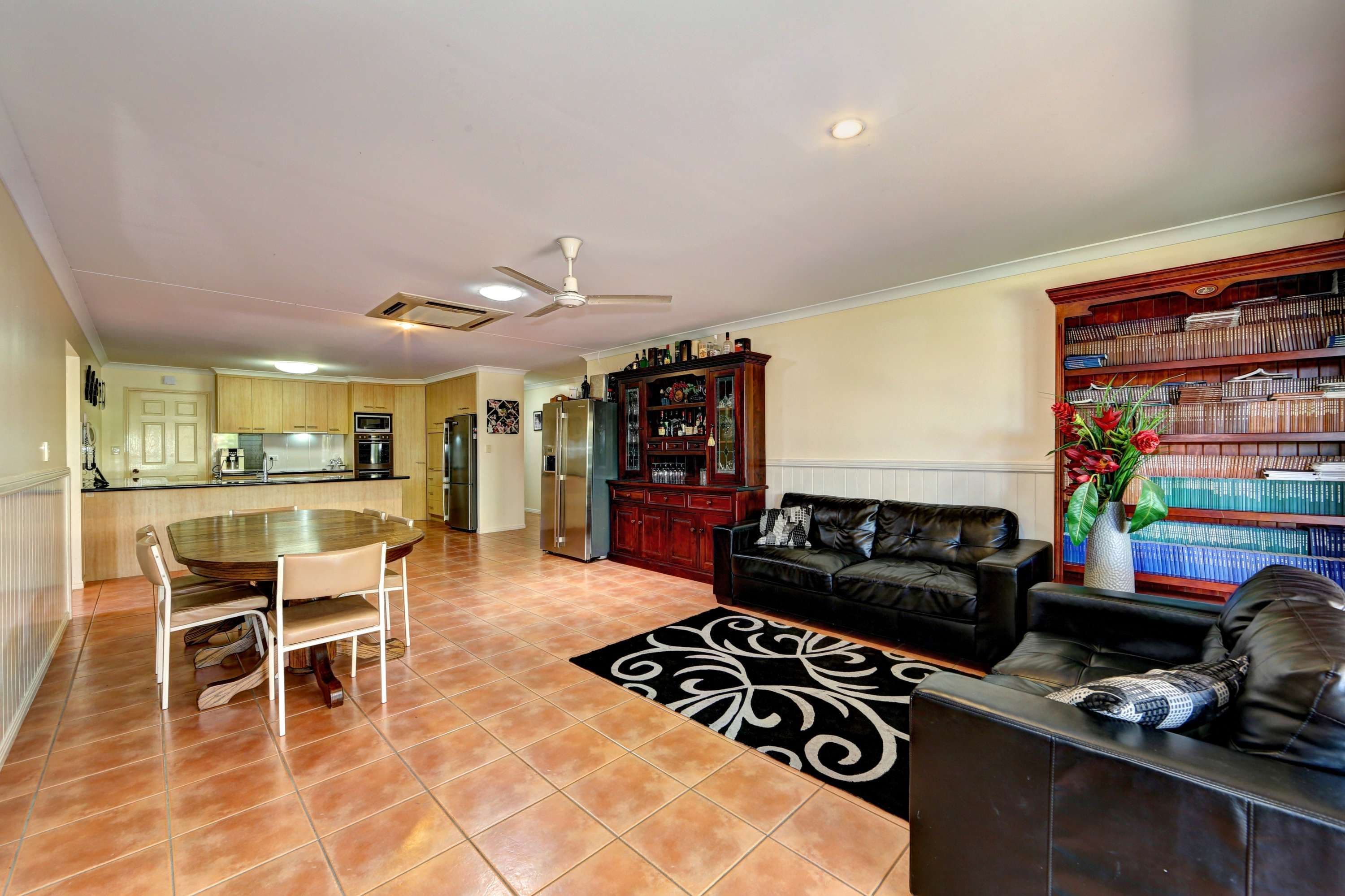 1 Hamilton Street, AVENELL HEIGHTS QLD 4670, Avenell Heights - Thumbnail 7