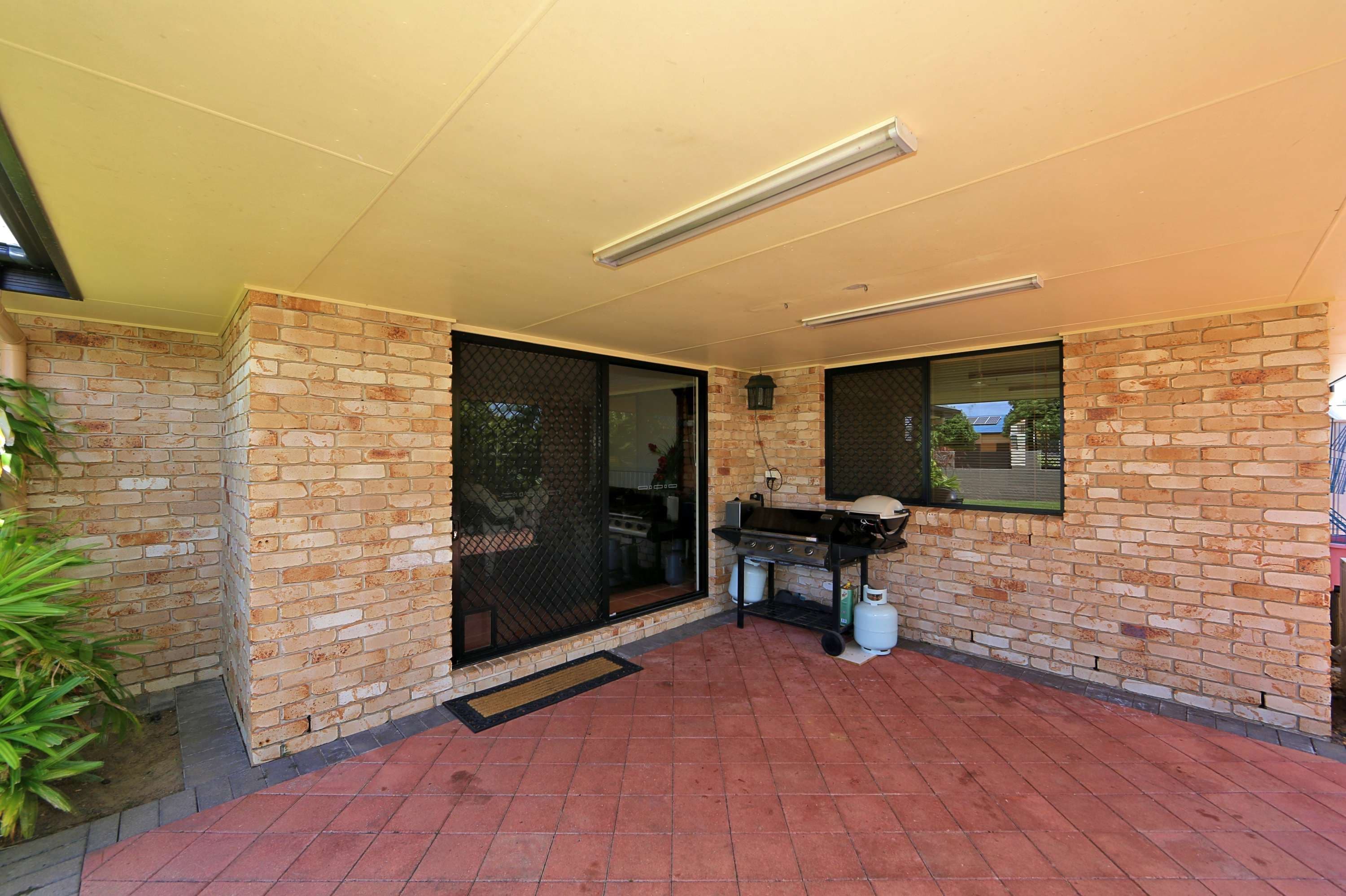 1 Hamilton Street, AVENELL HEIGHTS QLD 4670, Avenell Heights - Thumbnail 8