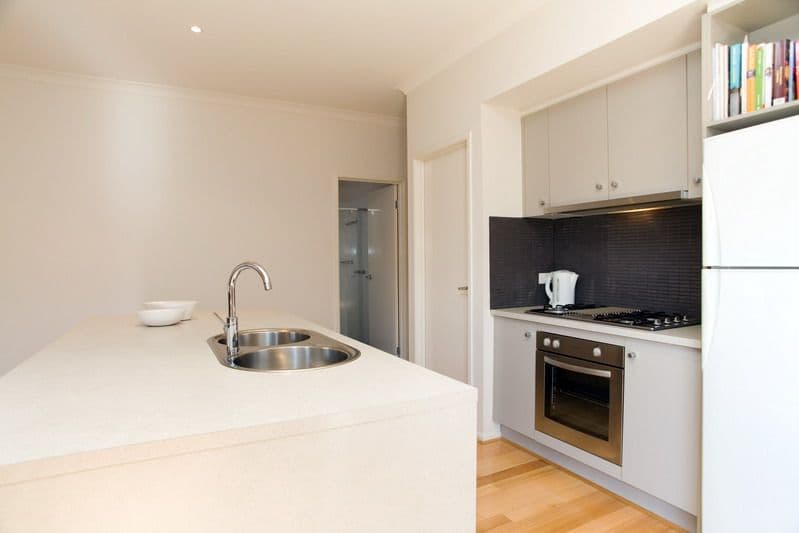 23 McKillop Avenue, EPPING VIC 3076, Epping - Thumbnail 7