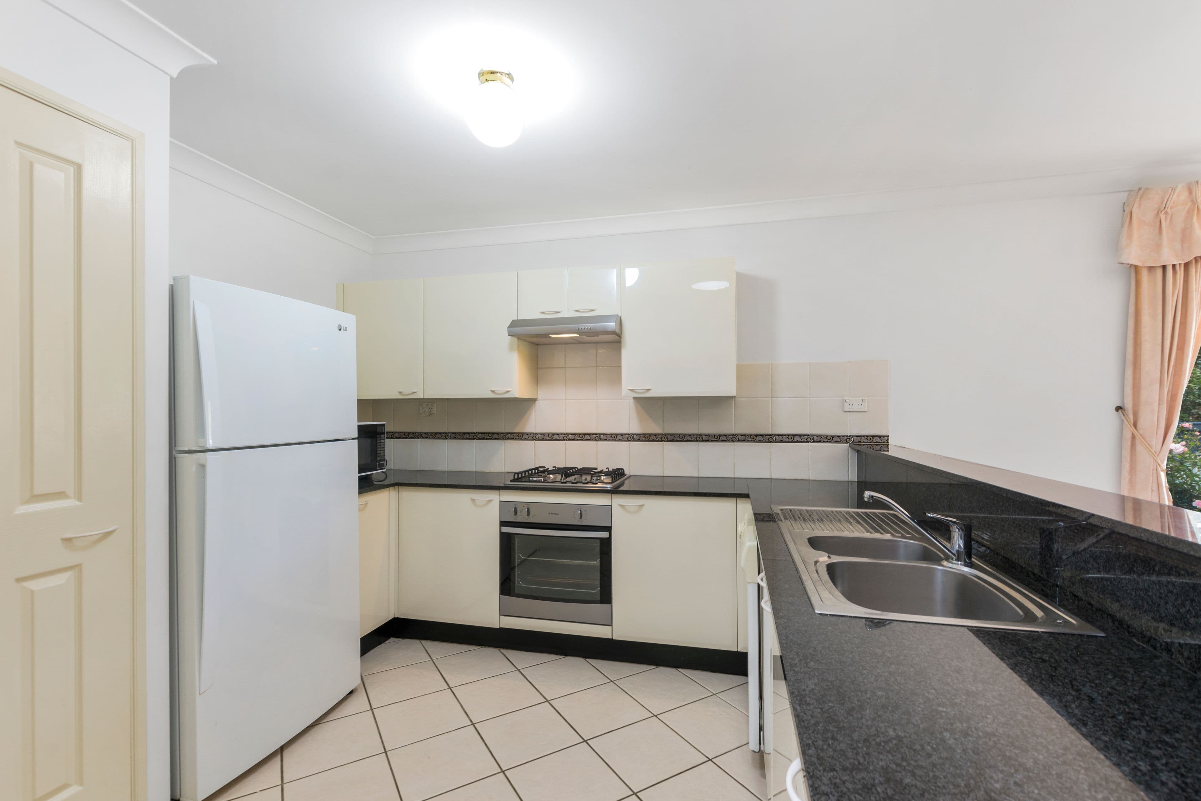 11 Biggera Street, Mittagong NSW 2575, Mittagong - Thumbnail 4