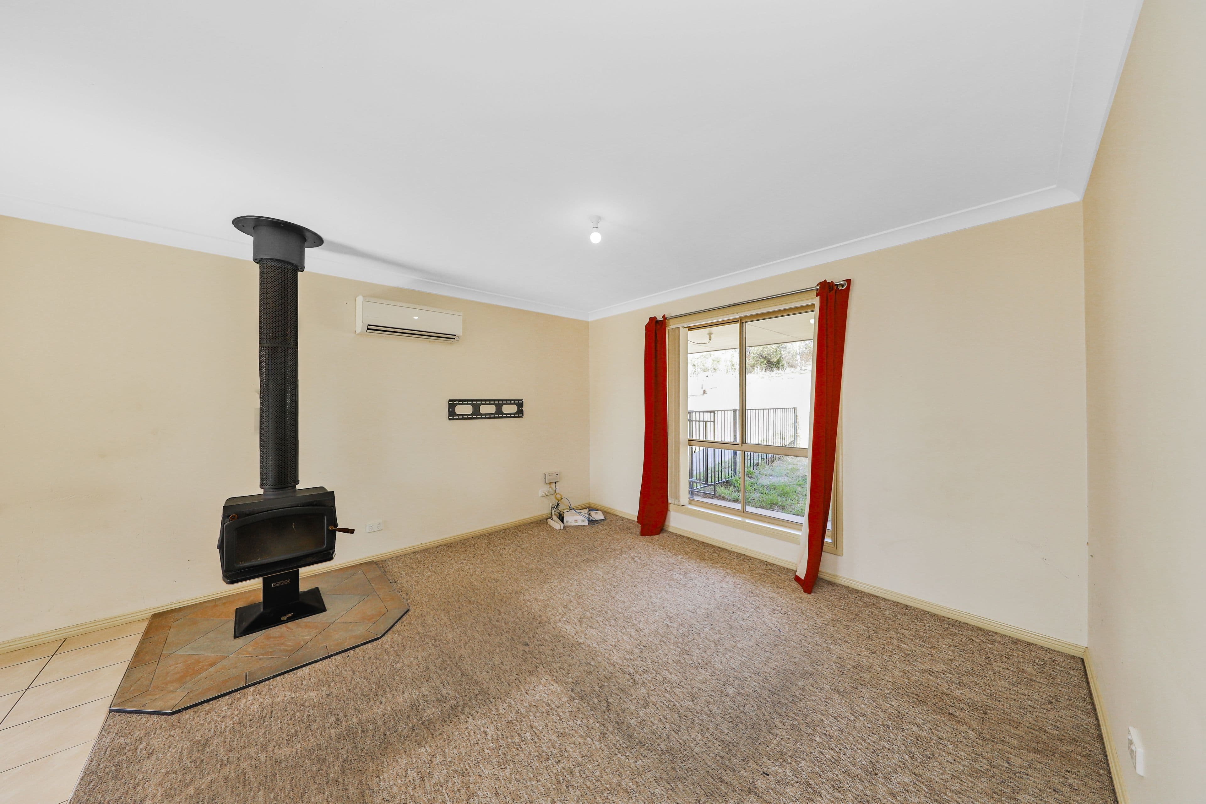 54 Mayday Road, Batlow NSW 2730, Batlow - Thumbnail 2
