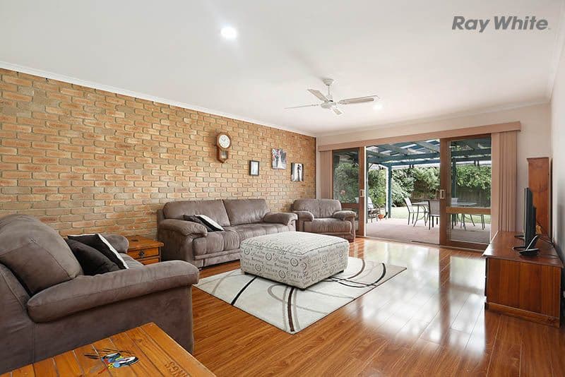 4 Banksia Crescent, Hoppers Crossing VIC 3029, Hoppers Crossing - Thumbnail 2