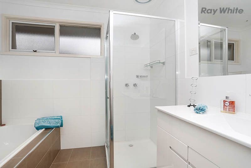 4 Banksia Crescent, Hoppers Crossing VIC 3029, Hoppers Crossing - Thumbnail 6