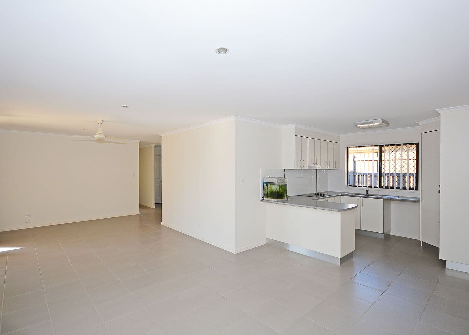 8 Cooks Road, Urraween QLD 4655, Urraween - Thumbnail 3