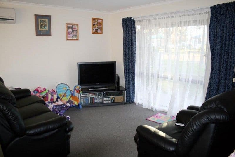 15a Plunkett Street, YASS NSW 2582, Yass - Thumbnail 2