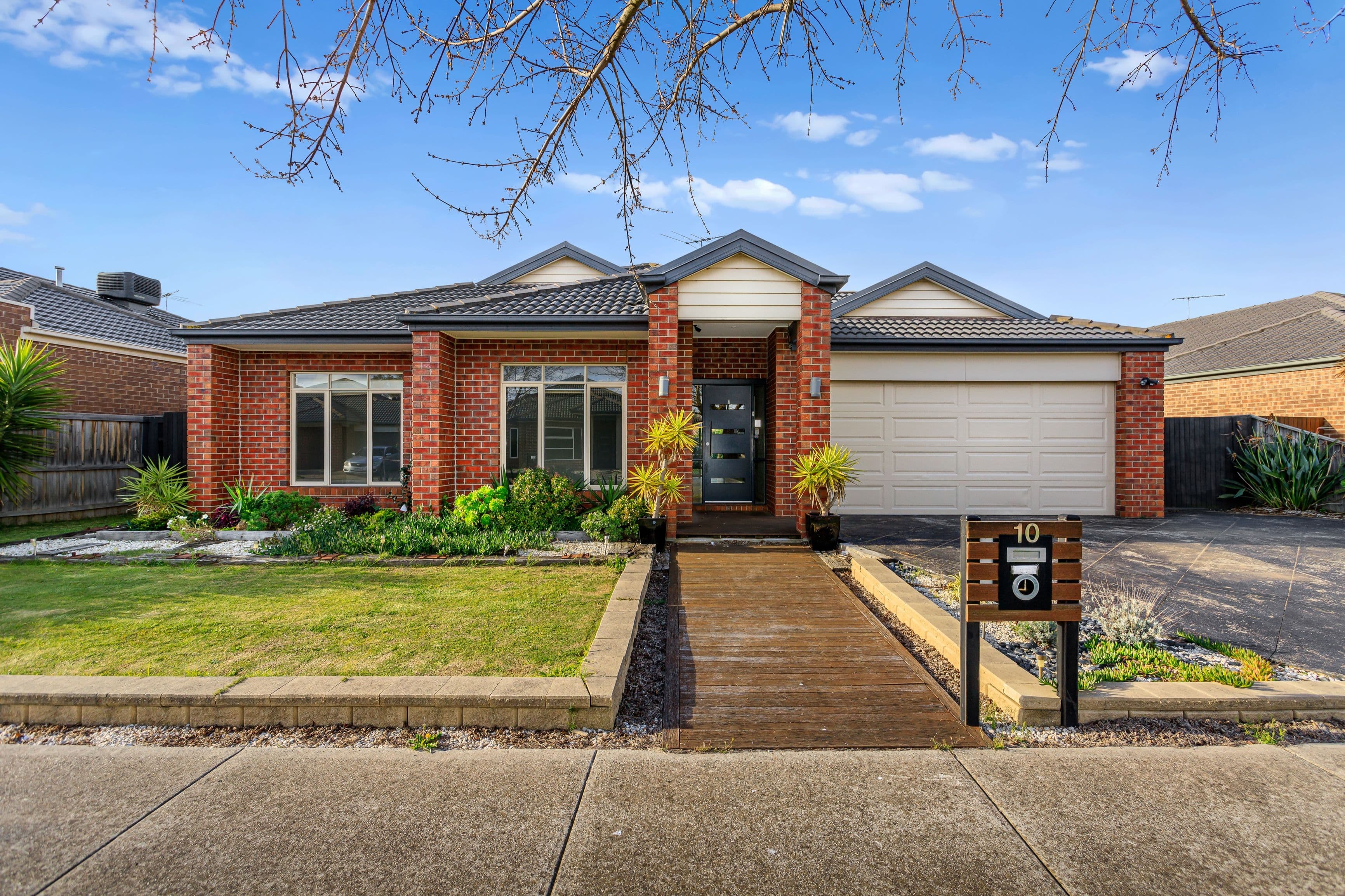 10 Brindabella Green, Mernda VIC 3754, Mernda - Image 1