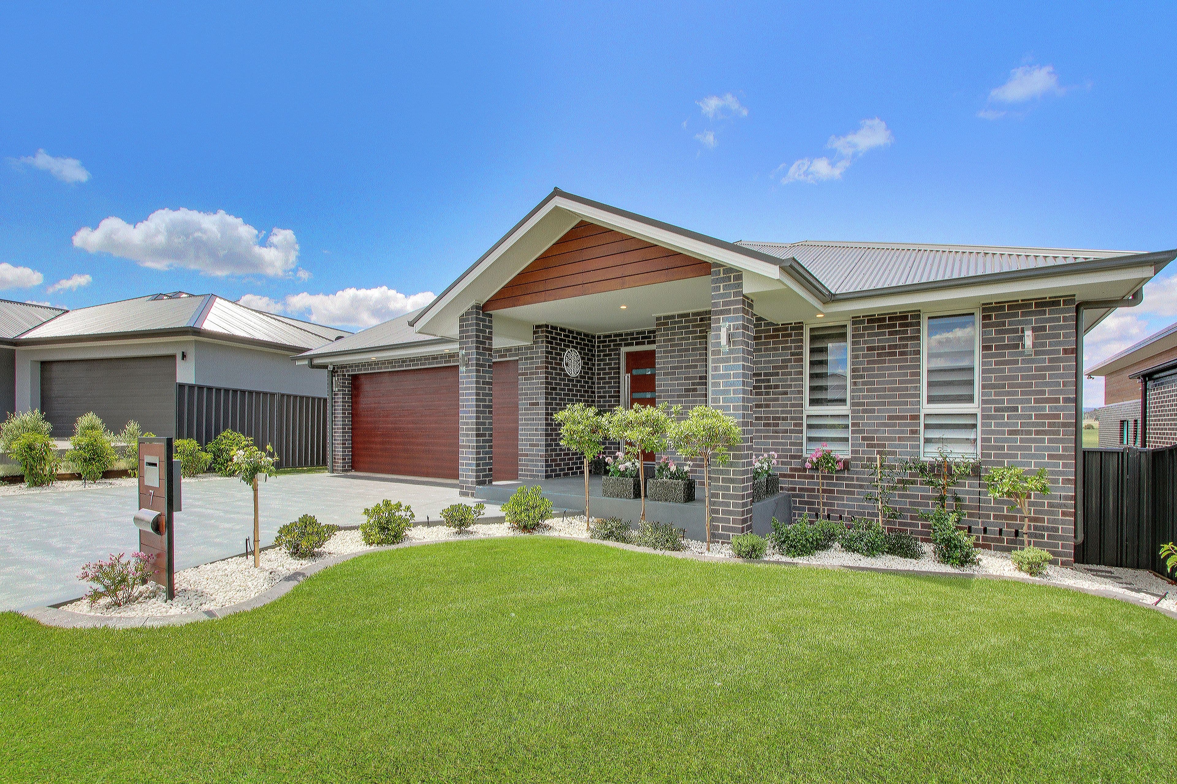 7 Redman Circuit, Goulburn - Image 1