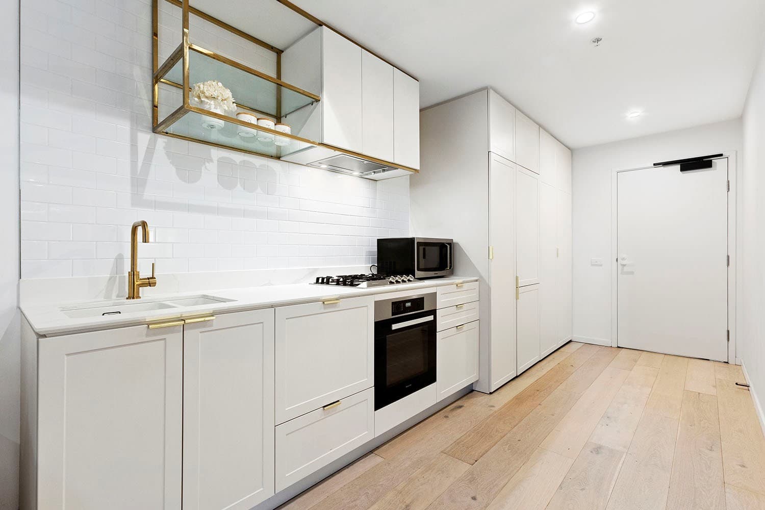 402/771 Toorak Road, Hoppers Crossing - Thumbnail 2