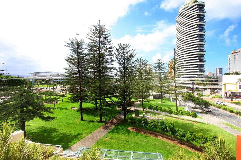 305 'Broadbeach on the Park' 2685 Gold Coast Highway, Broadbeach QLD 4218, Broadbeach - Thumbnail 7