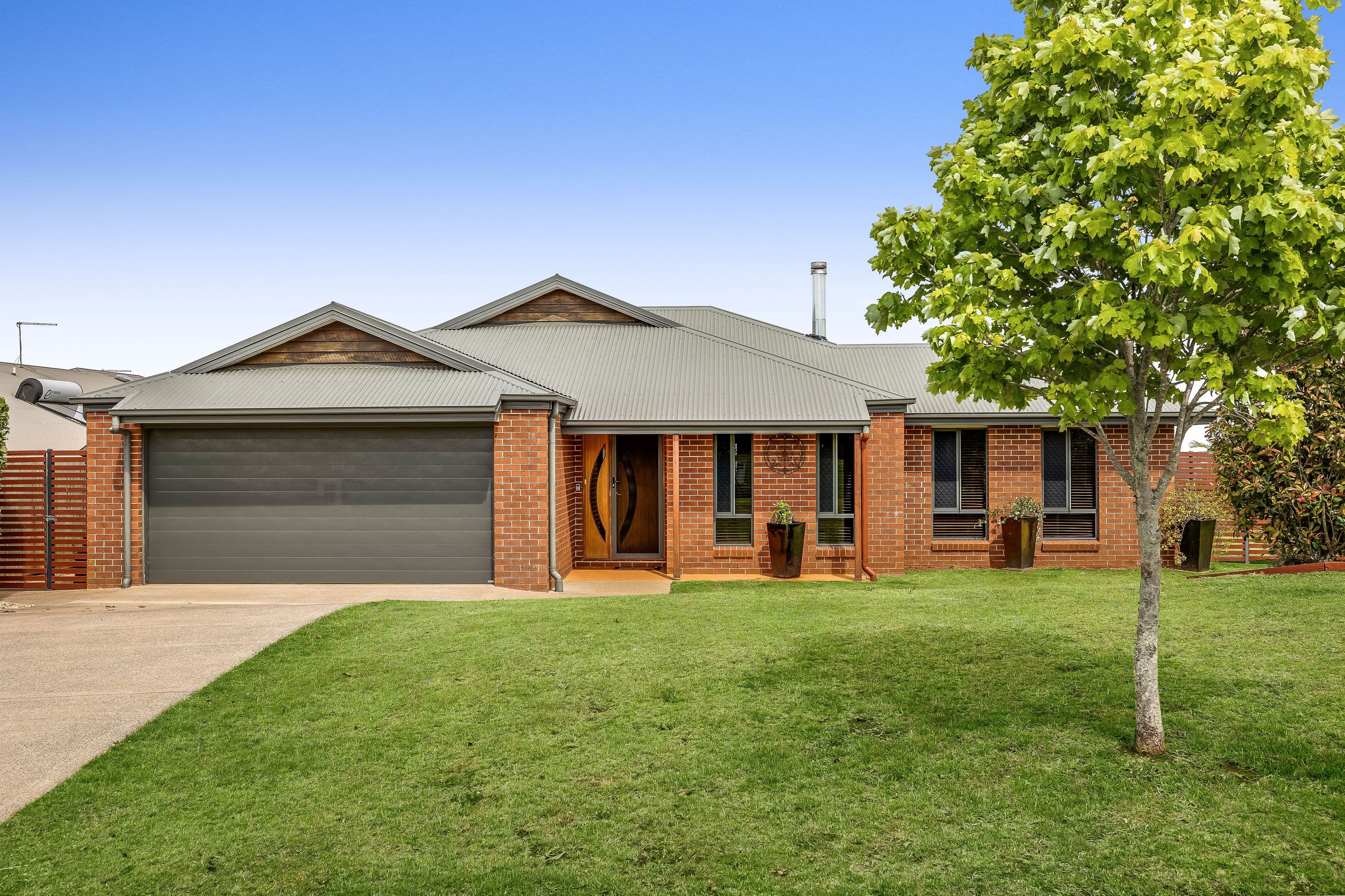 27 Wigan Avenue, Highfields QLD 4352, Highfields - Image 1