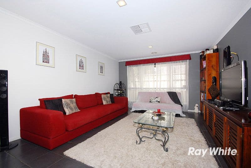 10 Weathertop Way, CRANBOURNE EAST VIC 3977, Cranbourne East - Thumbnail 6