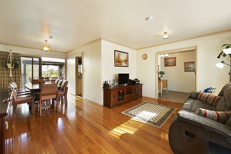 54 Glen Tower Drive, GLEN WAVERLEY VIC 3150, Glen Waverley - Thumbnail 2