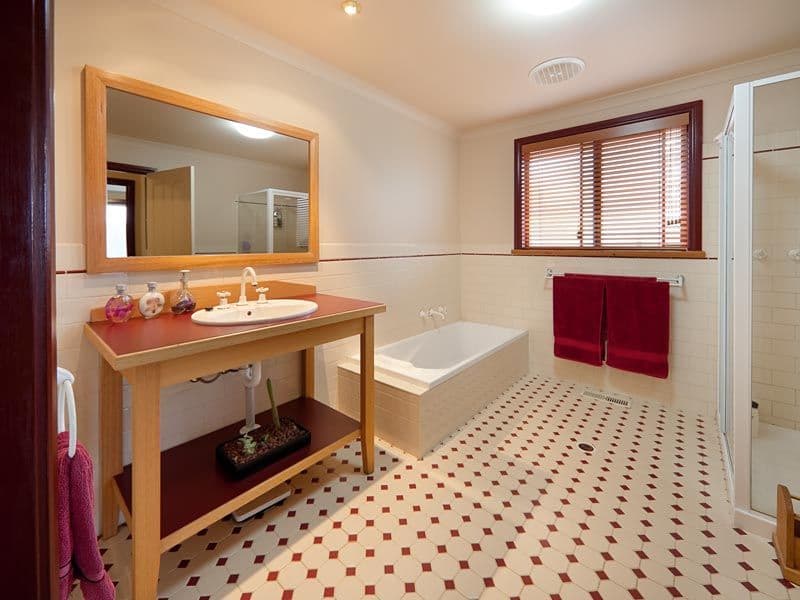 111  Hawkins Street, HOWLONG NSW 2643, Howlong - Thumbnail 7