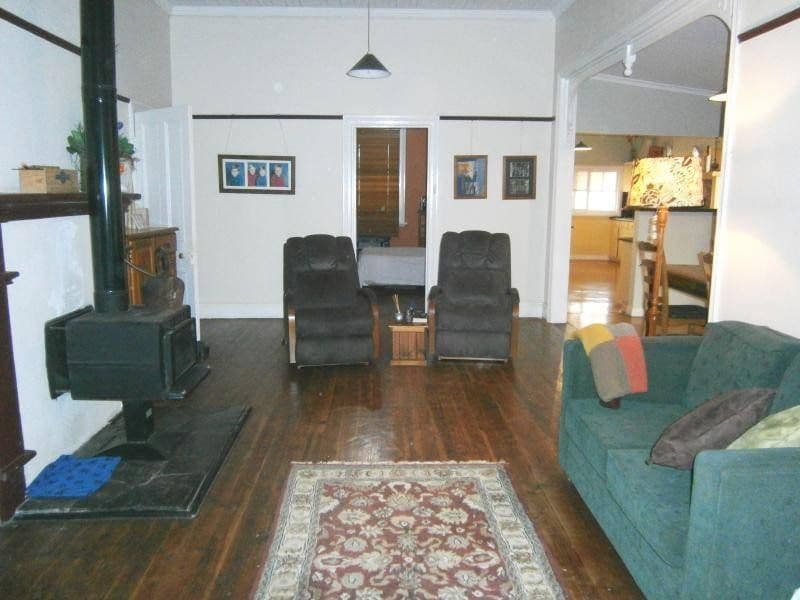125 Berthong Road, COOTAMUNDRA NSW 2590, Cootamundra - Thumbnail 3