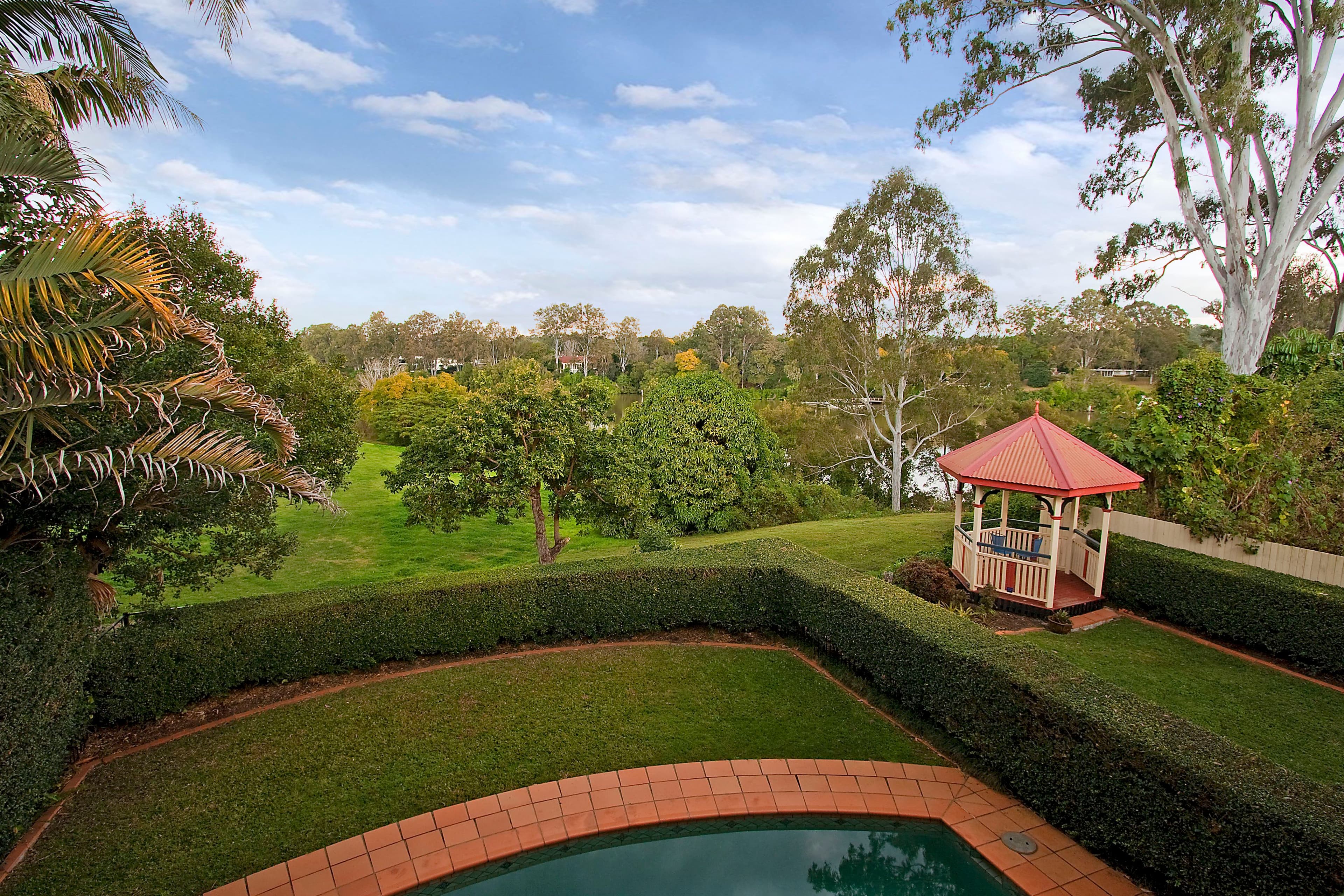 9 Verney Road West, Graceville QLD 4075, Graceville - Thumbnail 2