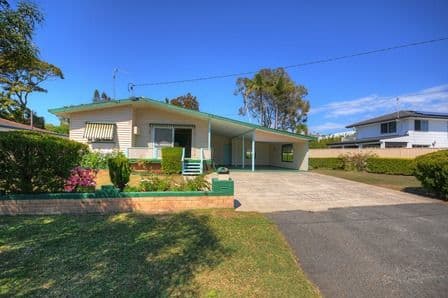 10 Sunbird Avenue, PARADISE POINT QLD 4216, Paradise Point - Image 1