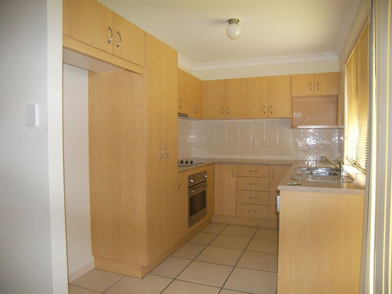 73 Meridian Way, BEAUDESERT QLD 4285, Beaudesert - Thumbnail 3