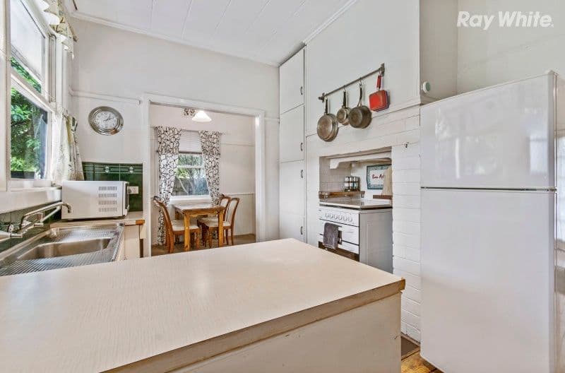 42 Orange Grove, Bayswater VIC 3153, Bayswater - Thumbnail 6