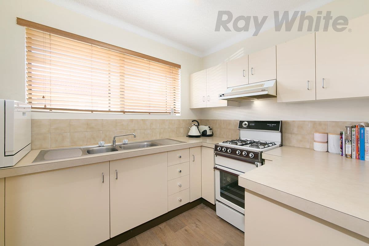 92 Warren Road, Modbury North SA 5092, Modbury North - Thumbnail 3