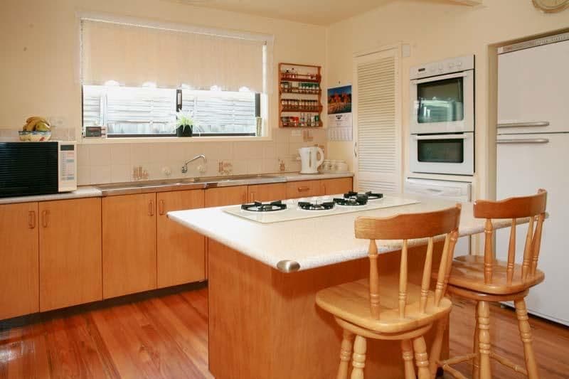 29 Huxley Avenue, MULGRAVE VIC 3170, Mulgrave - Thumbnail 2