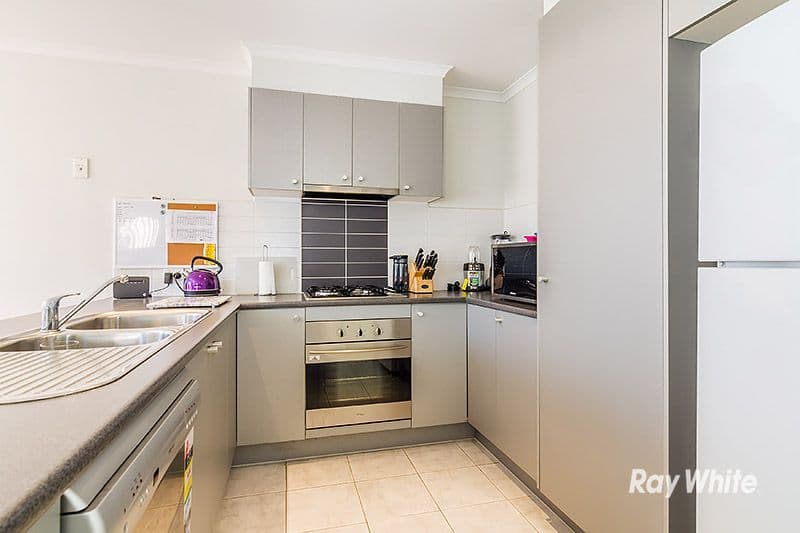 18 Cherry Blossom Chase, Pakenham VIC 3810, Pakenham - Thumbnail 7