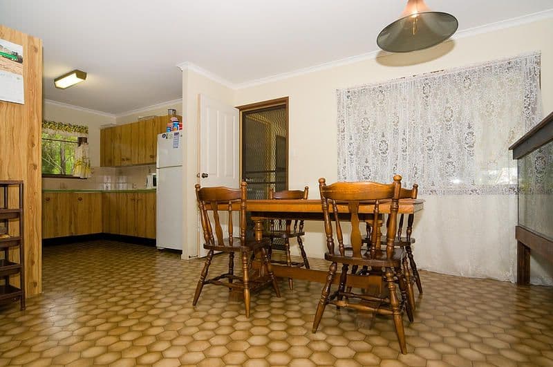 31 Boscawan Crescent, BELLBIRD PARK QLD 4300, Bellbird Park - Thumbnail 4