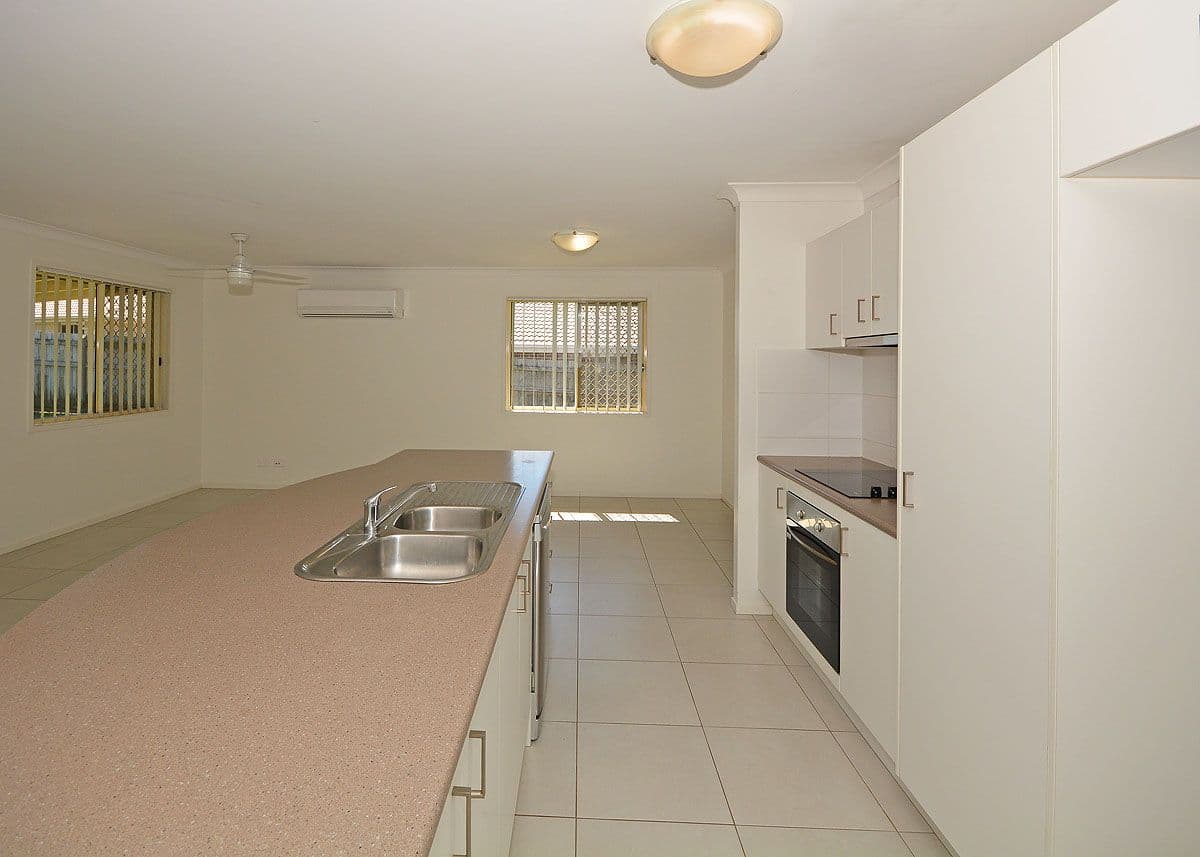 5 Peat Court, Nikenbah QLD 4655, Nikenbah - Thumbnail 3