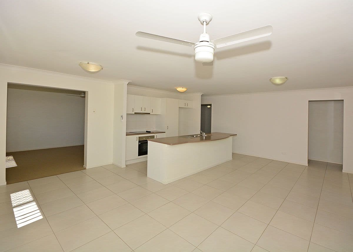 5 Peat Court, Nikenbah QLD 4655, Nikenbah - Thumbnail 4