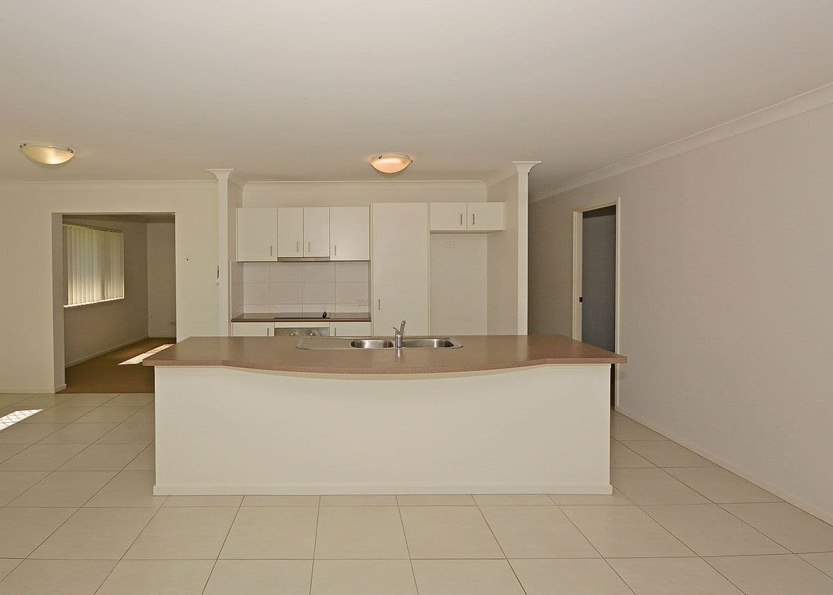 5 Peat Court, Nikenbah QLD 4655, Nikenbah - Thumbnail 5
