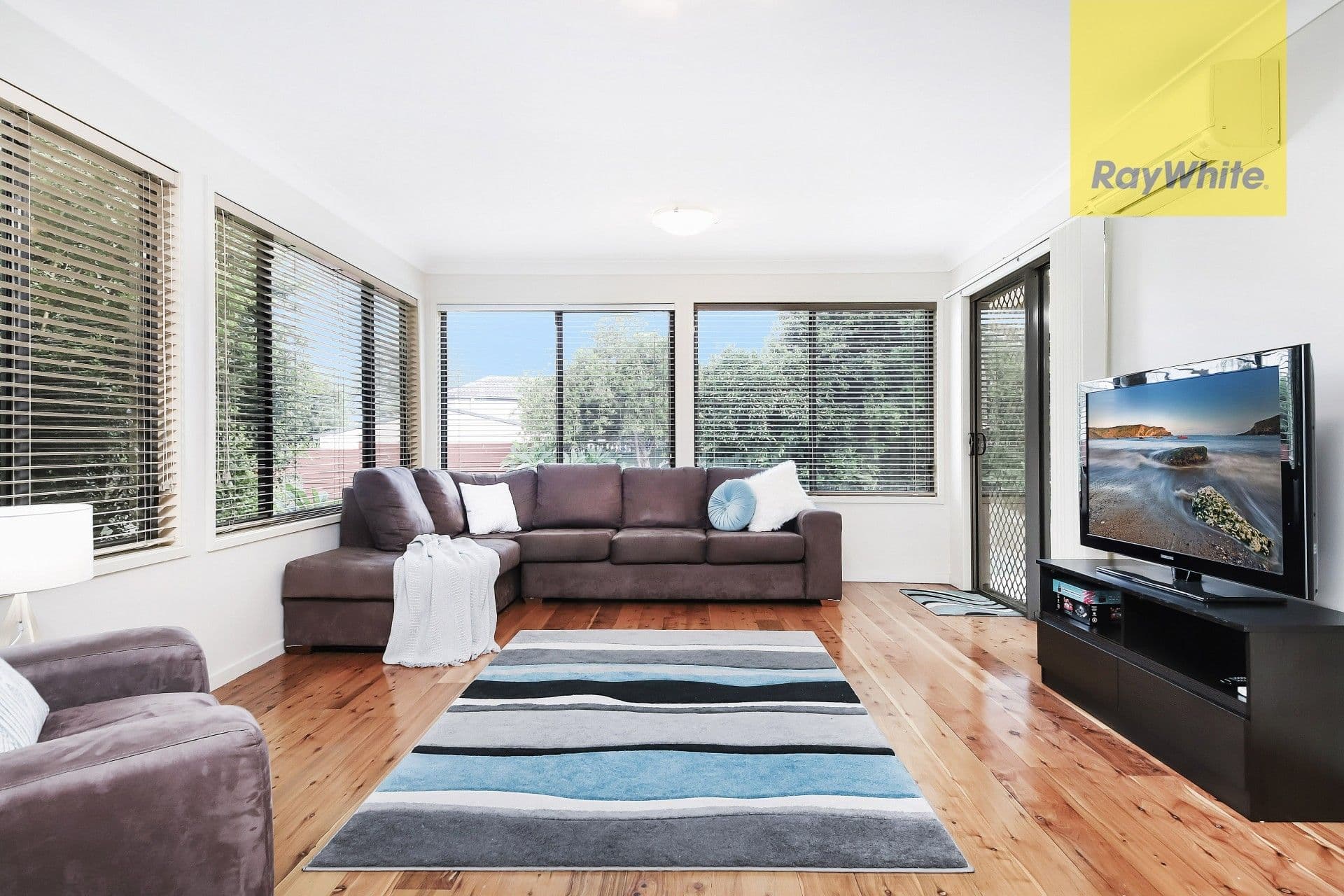 8 Goliath Avenue, Winston Hills - Thumbnail 4
