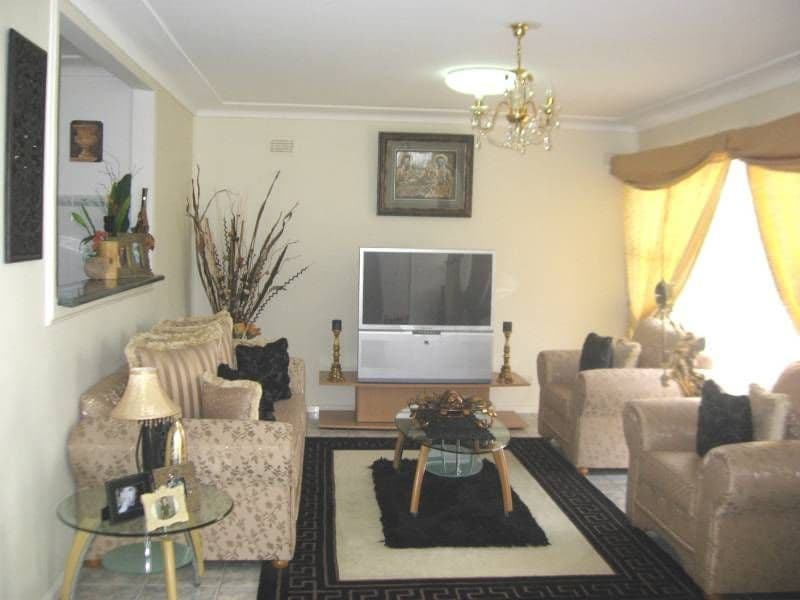 12 Nolene Street, FAIRFIELD HEIGHTS NSW 2165, Fairfield Heights - Thumbnail 2