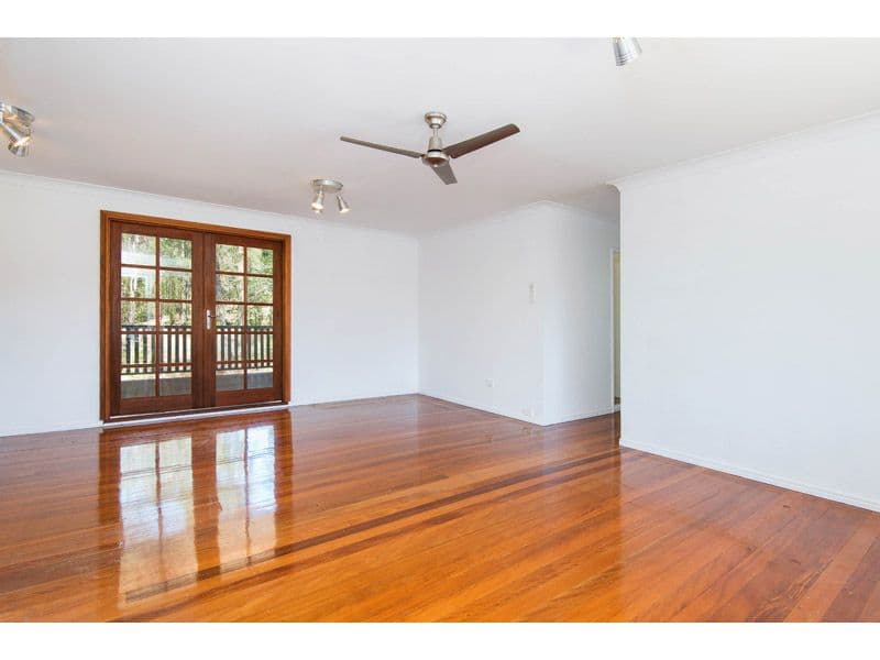 38 Verbena Street, MOUNT GRAVATT QLD 4122, Mount Gravatt - Thumbnail 2