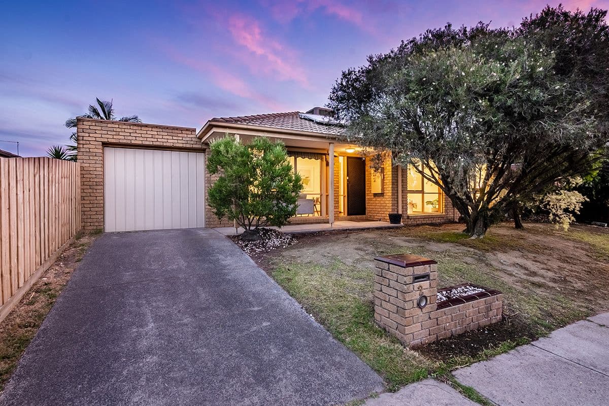2 Rachel Drive, Cranbourne North VIC 3977, Cranbourne North - Image 1