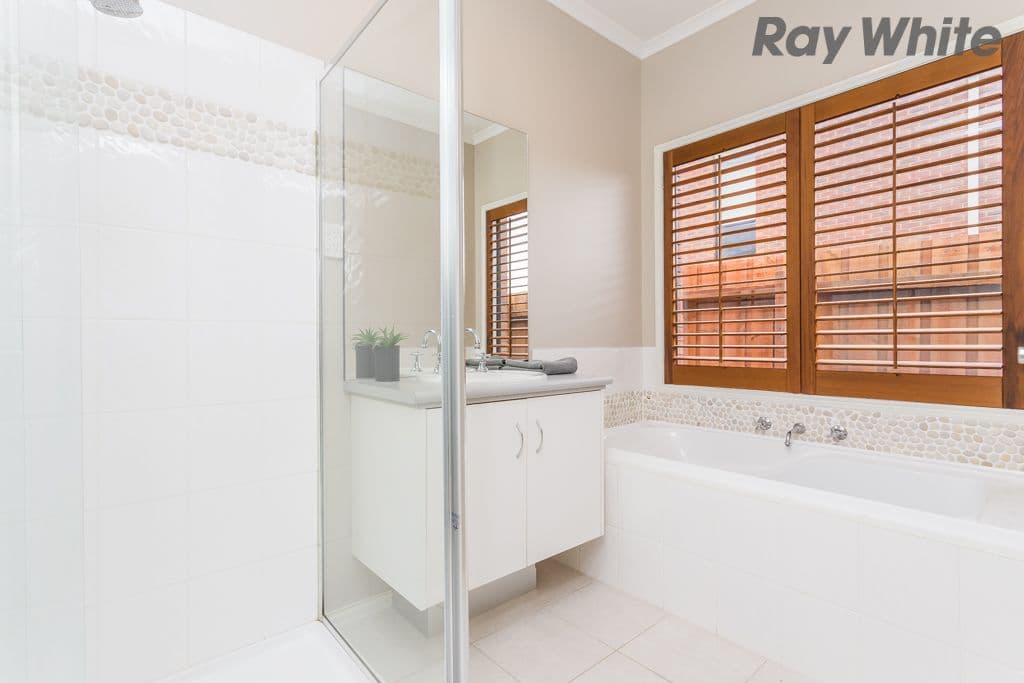 5 York Close, Taylors Hill VIC 3037, Taylors Hill - Thumbnail 8