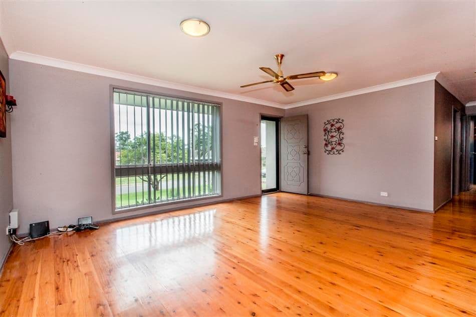 57 Rivendell Crescent, Werrington Downs - Thumbnail 5